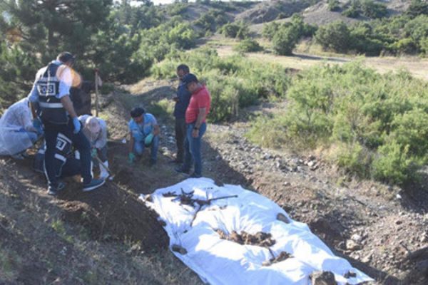 7 yıl önce kaybolan kişiyi öldürüp külçe altınlarını almışlar