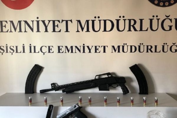 Şişli'deki uyuşturucu operasyonu polis helikopteri kamerasında