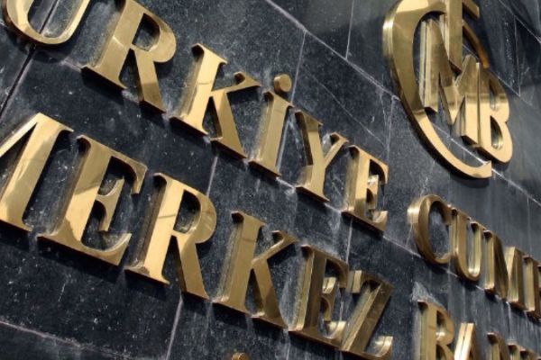 Merkez Bankası Başkanı'nın görev süresi 4 yıla düşürüldü