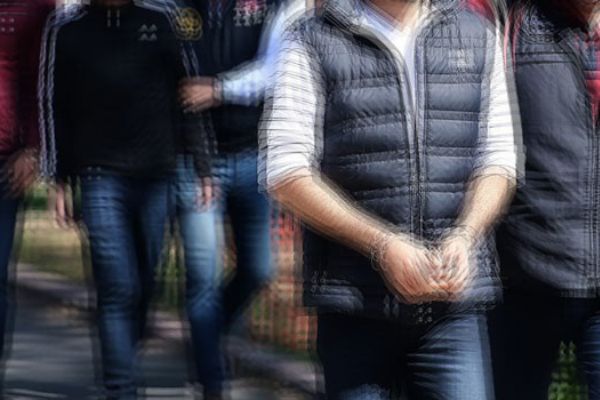 Kocaeli merkezli 16 ilde FETÖ operasyonu: 34 tutuklama