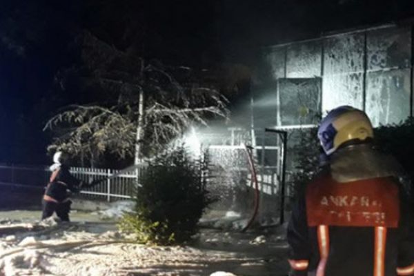 Ankara'da trafo patladı tüm semt karanlığa büründü