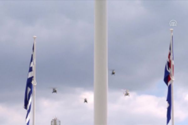 NATO zirvesinde 'Atak' şov