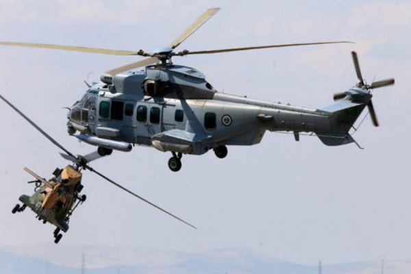 Türkiye Pakistan'a 30 ATAK helikopteri satacak