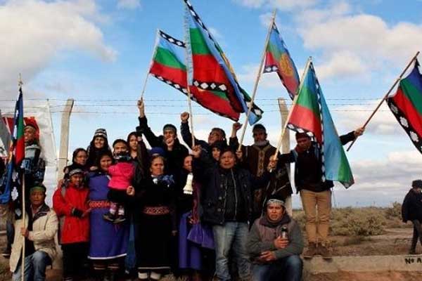 Arjantin'de Amerikan üssüne protesto