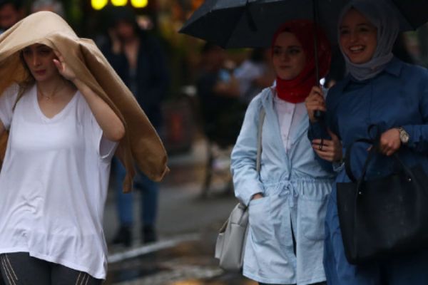 Meteorolojiden son uyarı: Kuvvetli sağanak geliyor