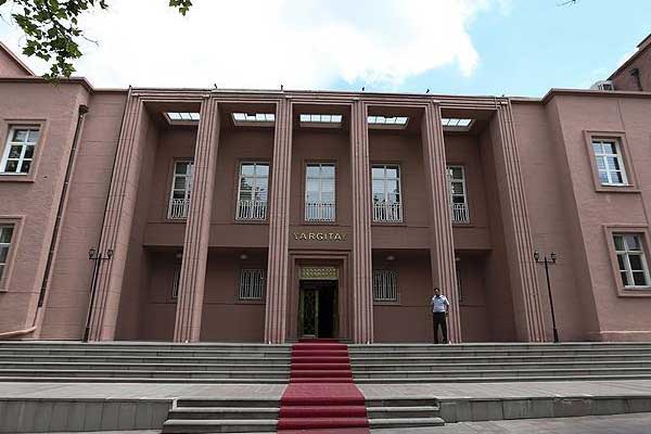 Yargıtay'dan Enis Berberoğlu kararı