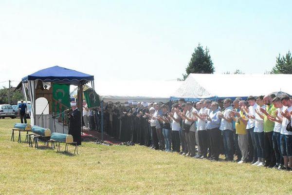 Bosna Savaşı kurbanları 26 yıl sonra toprağa verildi
