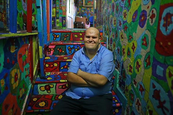 Zihinsel engelli gencin resim tutkusu