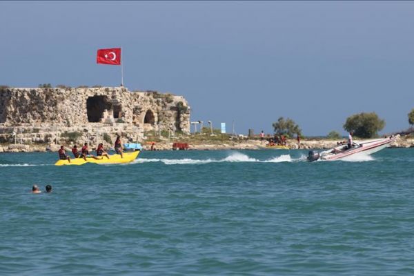 Adana'nın denizi turistleri bekliyor