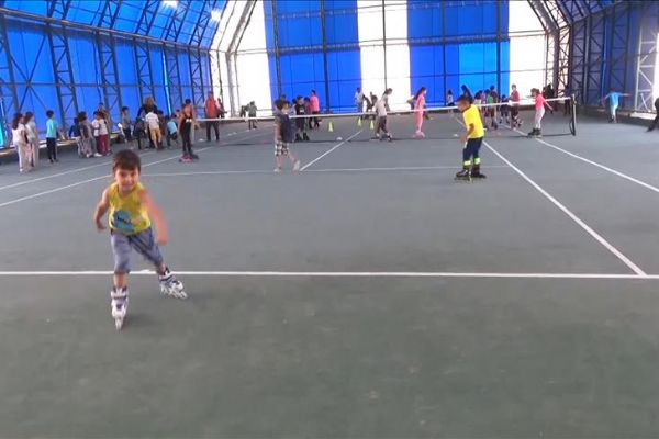 Sporculuğa ilk adımı yaz spor okullarında atıyorlar