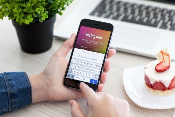 Instagram çevrimiçi kullanıcıları gösteren yeni özelliğini tanıttı