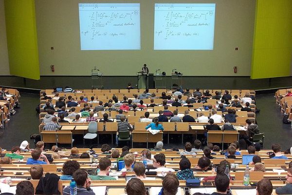 Tercih yapacak adaylar için 'üniversite karneleri' hazır