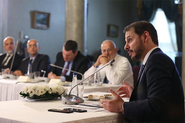 Albayrak: Katkılar ile yol haritasını ortaya çıkaracağız