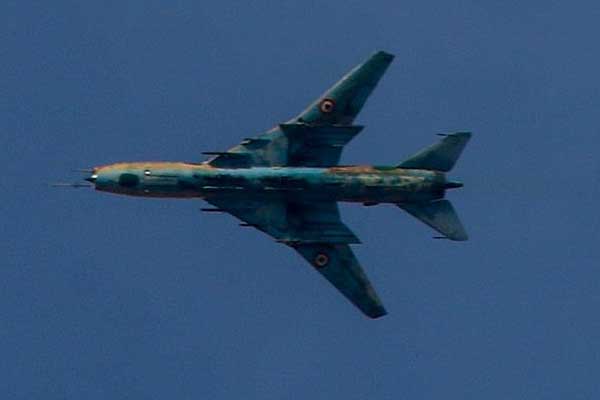 İsrail Suriye uçağını düşürdü!