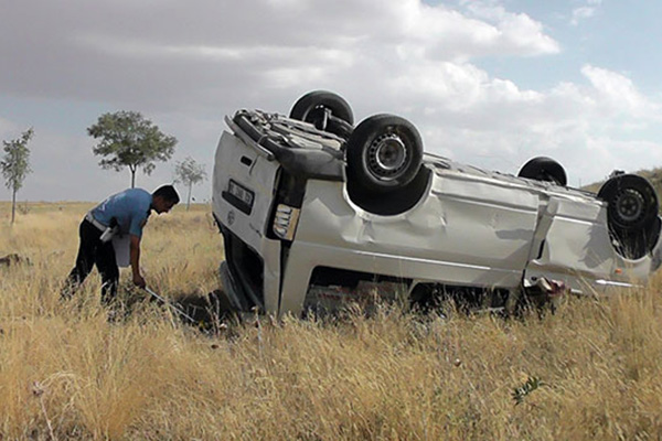 Konya’da minibüs takla attı: 3 yaralı