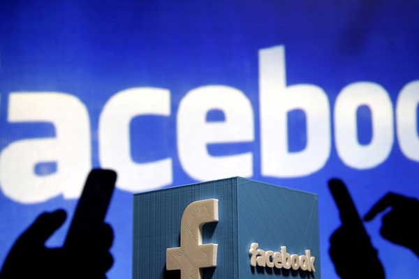 Facebook, 'sahte davranış gösteren' hesapları kaldırdı