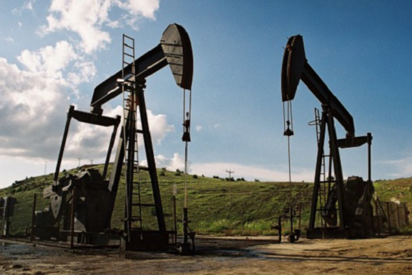 ABD'nin ticari ham petrol stokları yükseldi