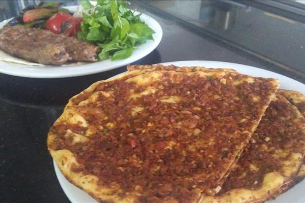 Turistler Türk yemeklerine 2,5 milyar dolar harcadı