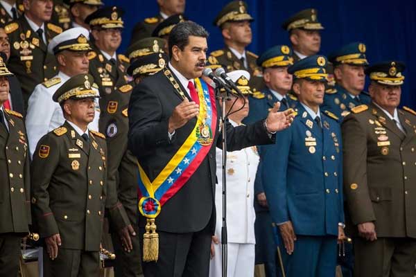 Venezuela Devlet Başkanı Maduro'ya bombalı saldırı