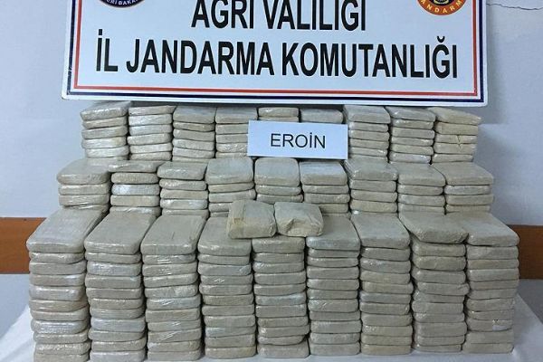 Ağrı'da 64 kilo 426 gram eroin ele geçirildi