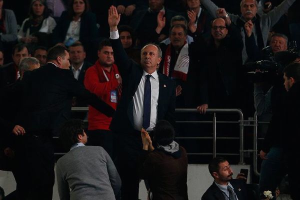 CHP'de parti içi muhalefet güçleniyor