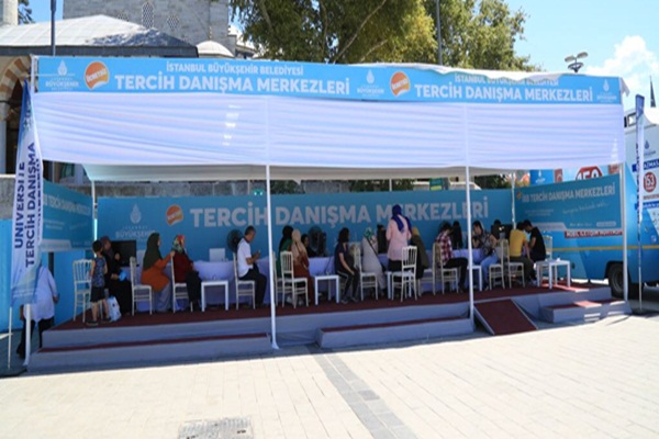 İBB, 35 Bin üniversite adayına rehber oldu