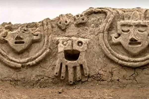 Caral uygarlığına ait eski bir duvar resmi keşfedildi