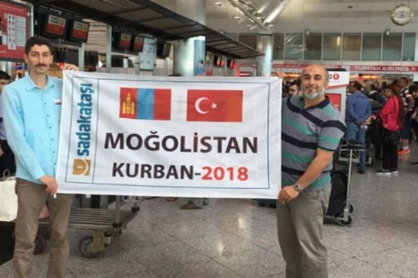 Sadakataşı kurban ekipleri yola çıktı