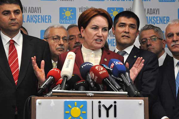 Akşener'den Erdoğan'a: Suudi Kralı'na verdiğin nişanı geri al