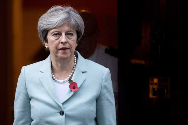 İngiltere Suriye'ye ayırdığı yardım fonunu kesiyor