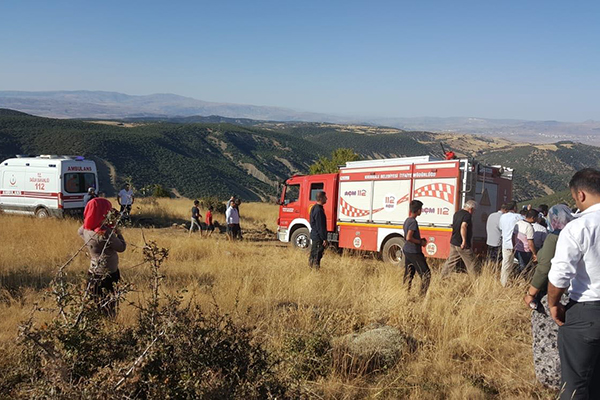 Kırıkkale'de traktörün römorku devrildi