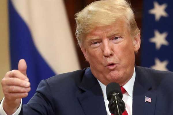 Trump'ın eski avukatı Cohen mahkemeye çağrıldı