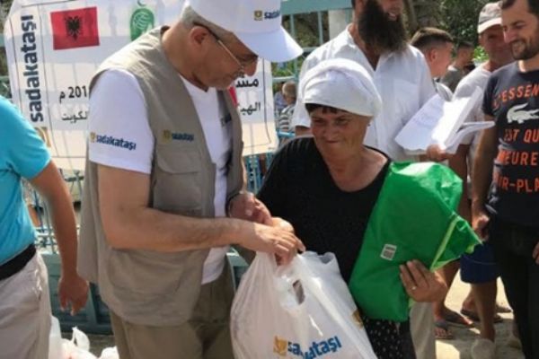 Sadakataşı, bu bayram da mazluma umut oldu!