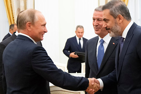 MİT Başkanı ve Savunma Bakanı Rusya Devlet Başkanı Putin ile görüştü