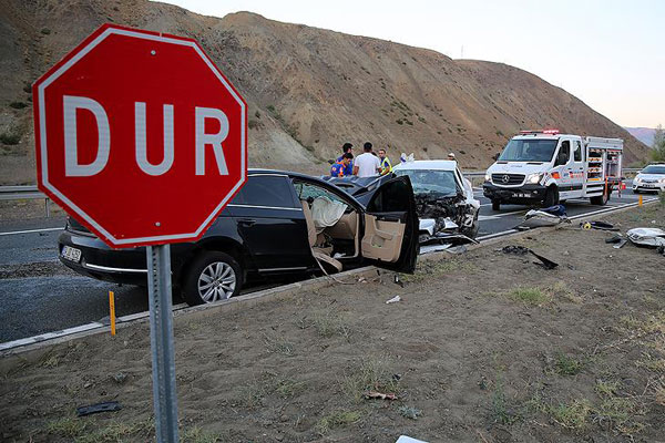 Bayram tatilinde trafik kazalarının acı bilançosu: 142 ölü, 859 yaralı