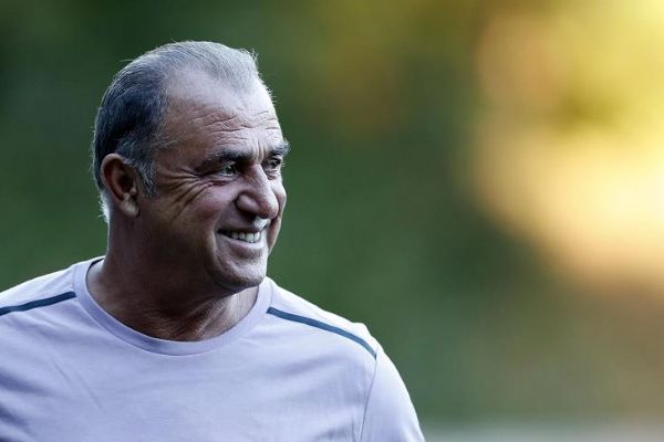 'Oyuncularımı tebrik ediyorum'