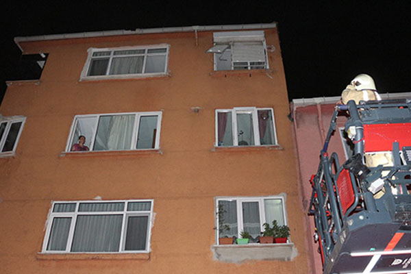 Fatih’te yangın paniği