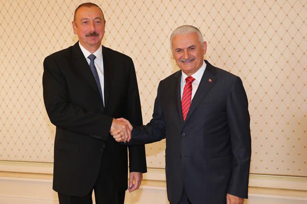 TBMM Başkanı Yıldırım, Aliyev ile bir araya geldi