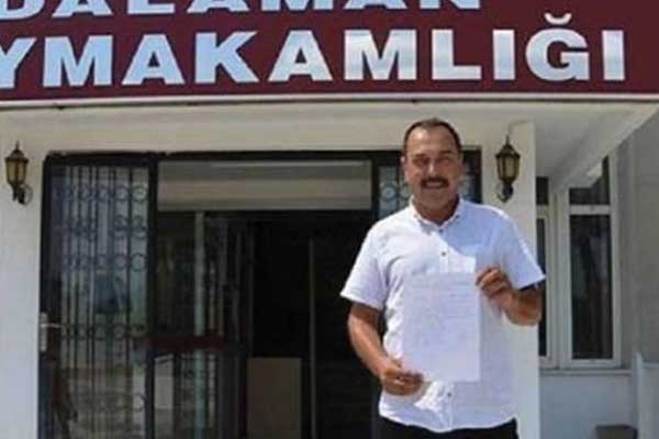 Amerika'ya kızdı soyadını değiştiriyor!