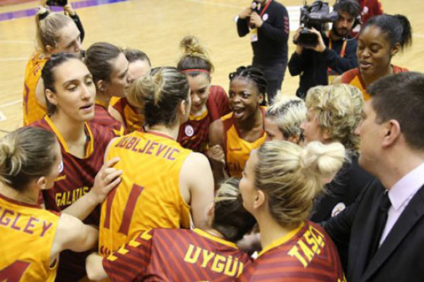 Galatasaray’ın  başantrenörü Efe Güven oldu