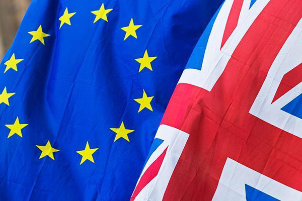 İngiltere ve AB arasında Kuzey İrlanda çatlağı