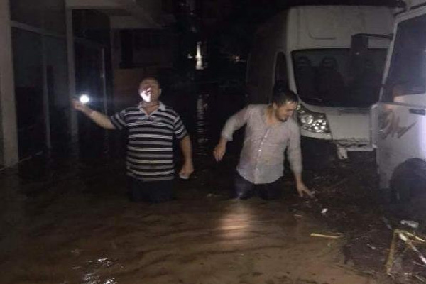 Trabzon'da sel meydana geldi