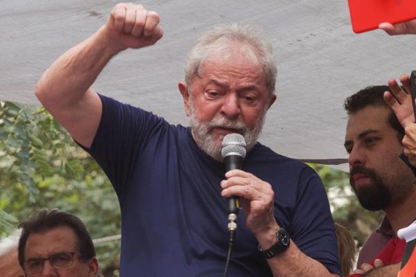 Hapisteki Lula da Silva'ya mahkemeden adaylık engeli