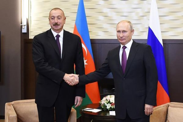 Azerbaycan Cumhurbaşkanı Aliyev Putin'le görüştü