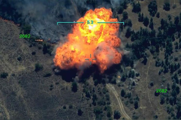 TSK, PKK’ya ait mühimmat yüklü aracı vurdu