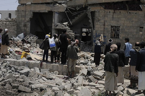 Yemen'de koalisyon güçleri 'hata' ile sivilleri vurdu