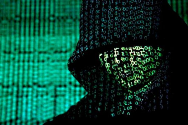 Mısır'dan internete sıkı takip: Yasaklı sitelere girenlere hapis cezası