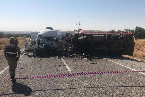 Gaziantep'te trafik kazası: 7 ölü, 19 yaralı