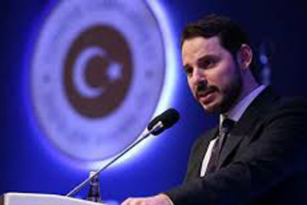 Bakan Berat Albayrak Londra'da