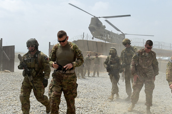 Afganistan'da bir ABD askeri öldürüldü